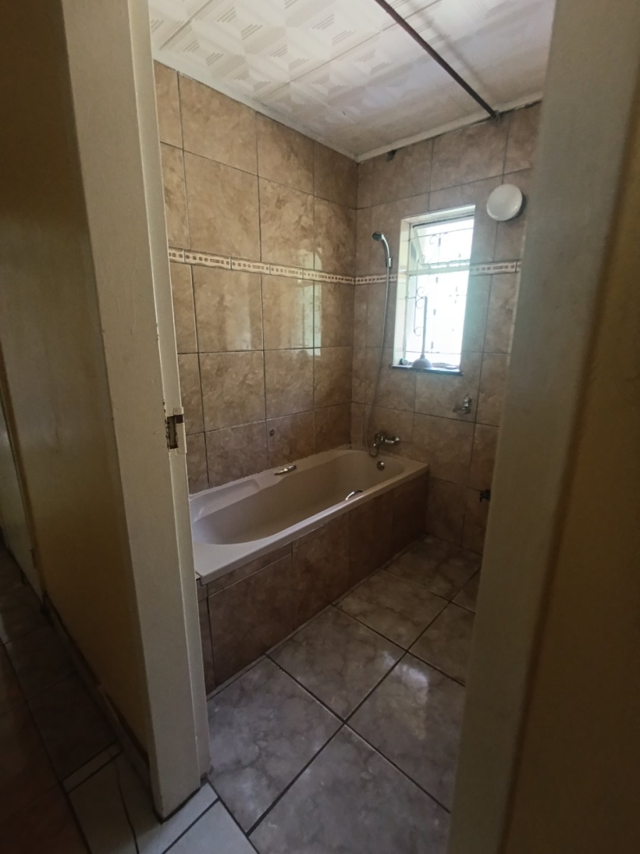 To Let 1 Bedroom Property for Rent in Brandwag Free State